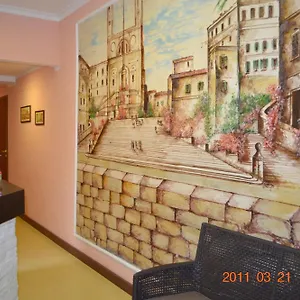 Everest 2*, Rome Italy